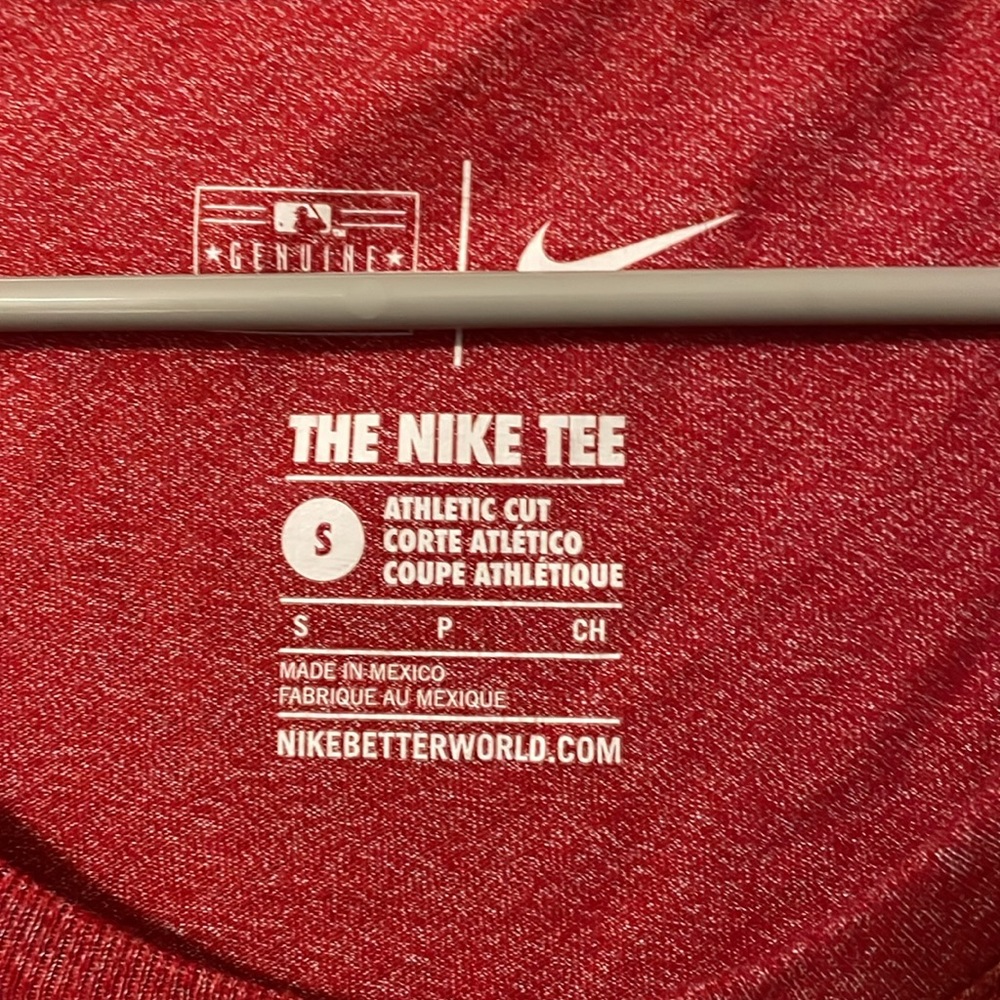 Cincinnati Reds TShirt - Picture 3 of 4